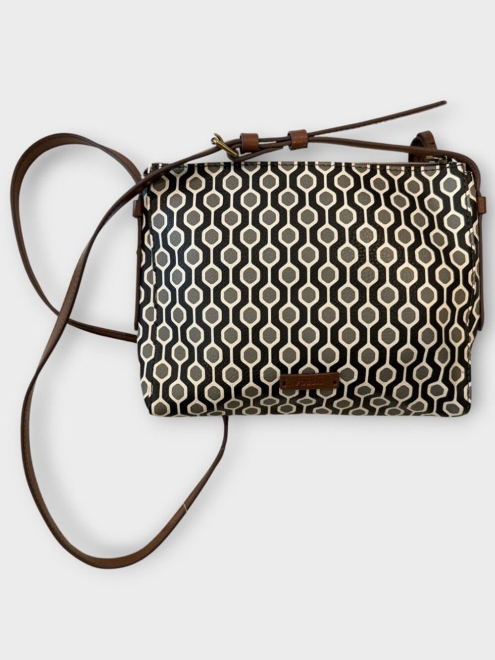 NWT Fossil Felicity Crossbody Bag in Grey Multi Hexagon Print